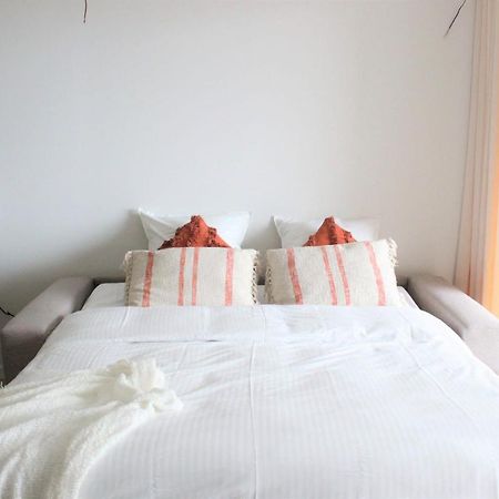 Crystal Residences - Luxurious Seaside Apartments Остенде Екстер'єр фото